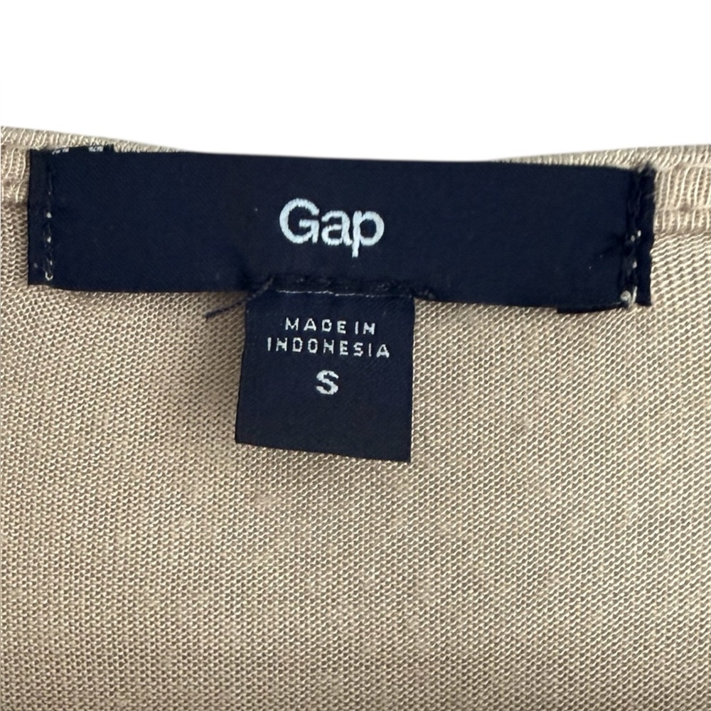 GAP size S Elegant Beige Sleeveless Top - Picture 3 of 3